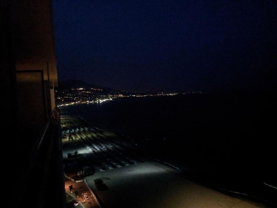 Seafront Apartment With Open-Air Heated Pool Fuengirola Bagian luar foto