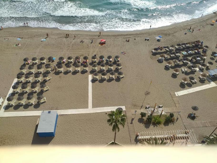 Seafront Apartment With Open-Air Heated Pool Fuengirola Bagian luar foto