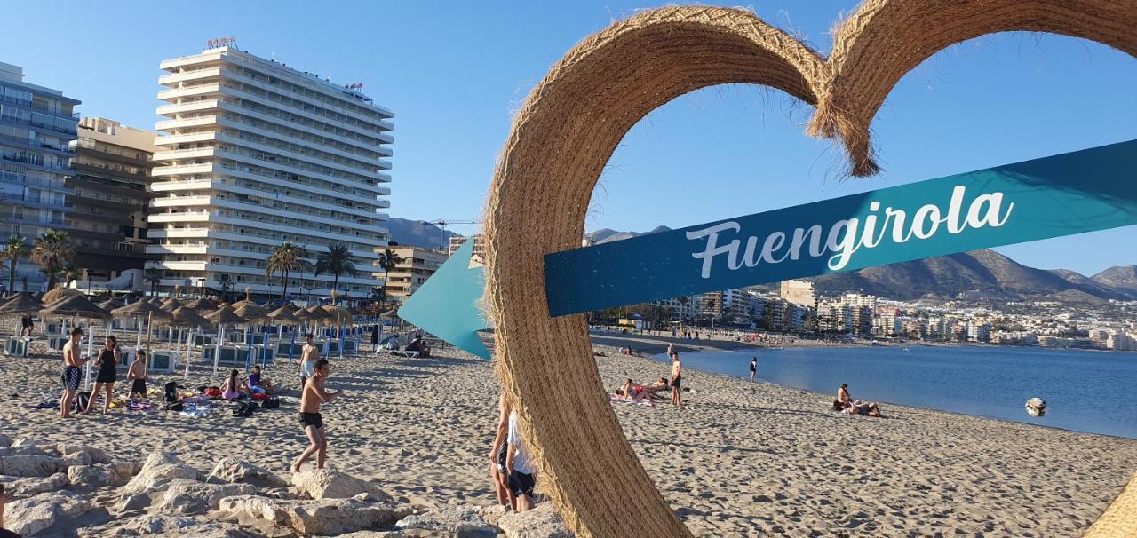Seafront Apartment With Open-Air Heated Pool Fuengirola Bagian luar foto